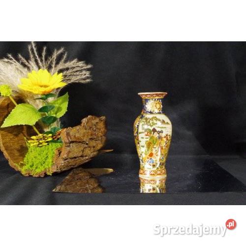 Chiński wazon porcelanowy dekoracja figuralna sprzedam