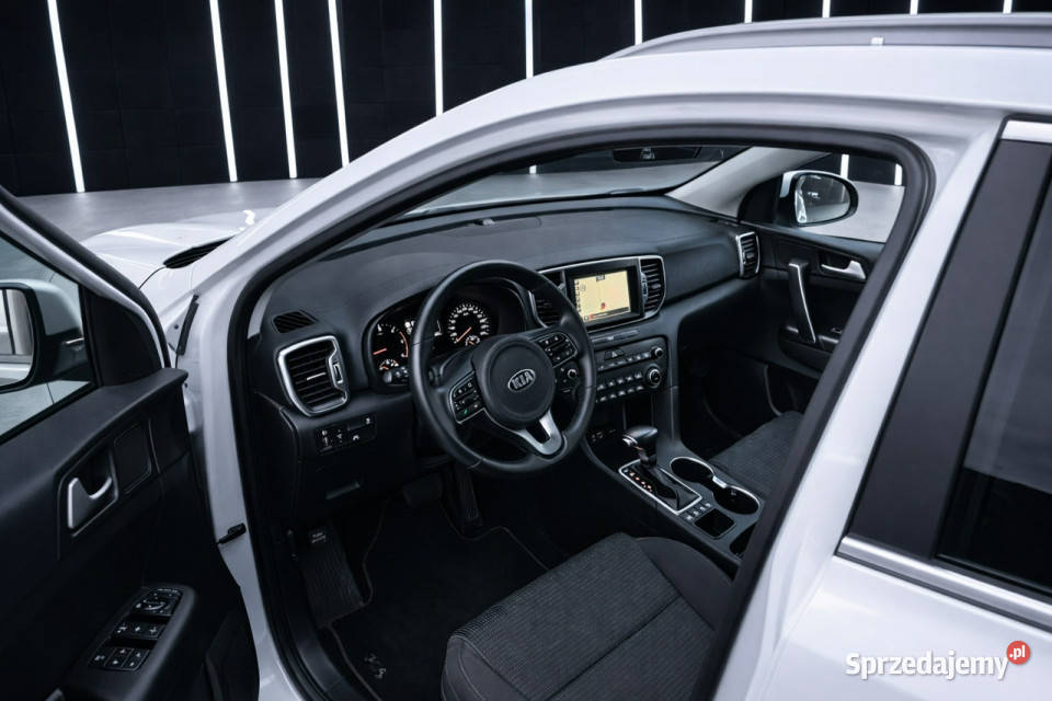 Kia Sportage automat17FULL WERSJAnawigacjaKAMERA elektryczne lusterka sprzedam