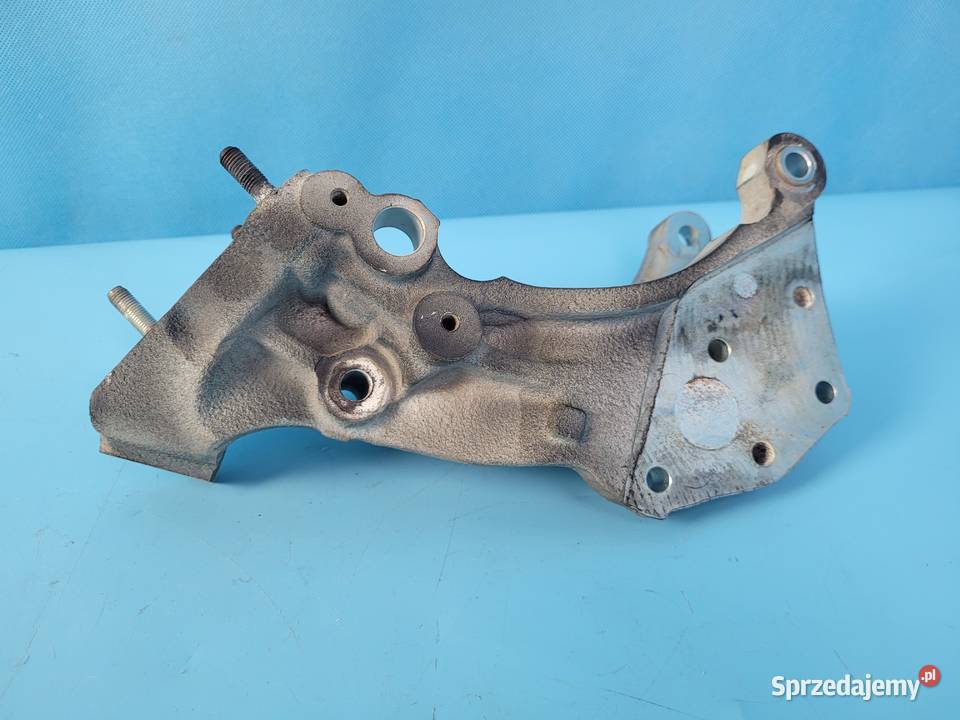 DEUTZFAHR 6130 TTV WSPORNIK ALTERNATORA Kolno