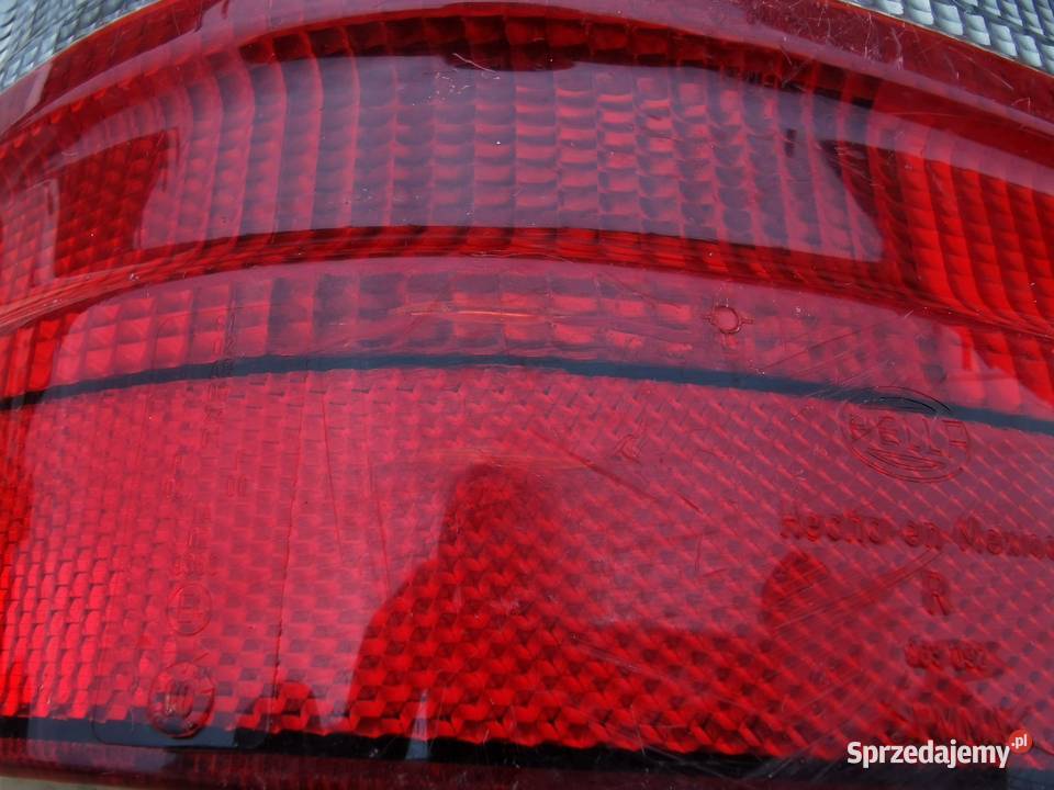 Lampa tył tylnia rh prawa MercedesBenz ML w163 Sieraków