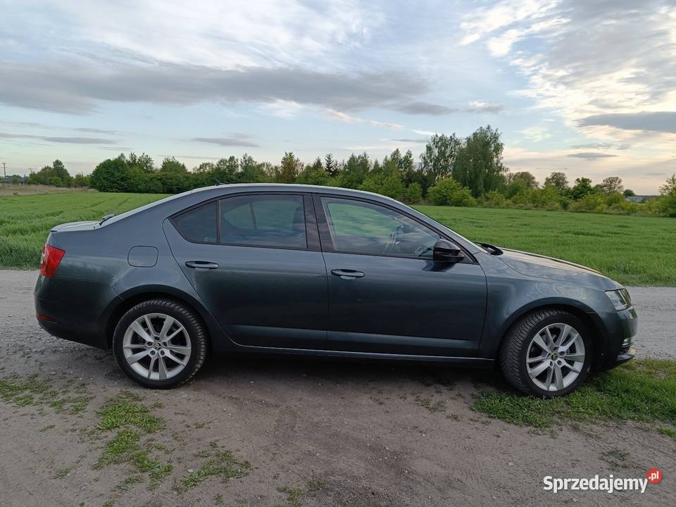 Skoda Octavia III 15 TSI ACT Style bezwypadkowy kupiony w polskim salonie Zgierz sprzedam