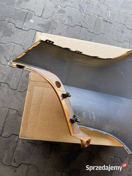 Renault Captur II Prawy Narożnik Poliko Policzko śląskie