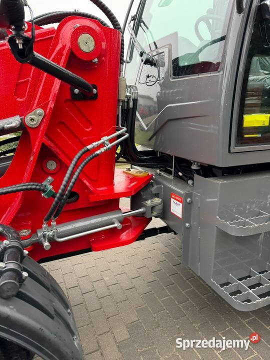 Ładowarka teleskopowa HORNET HMA818T 75 udźwig Ładowacze czołowe