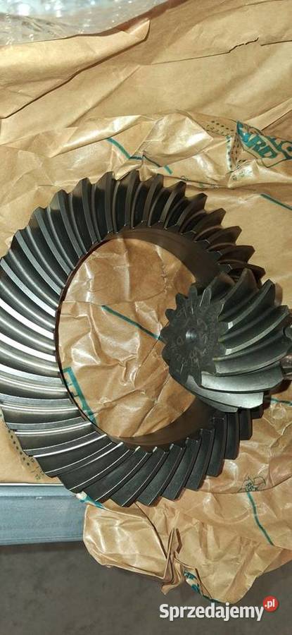 koło z wałkiem atakującym Newholland T5050 Części i osprzęt rolniczy Białystok