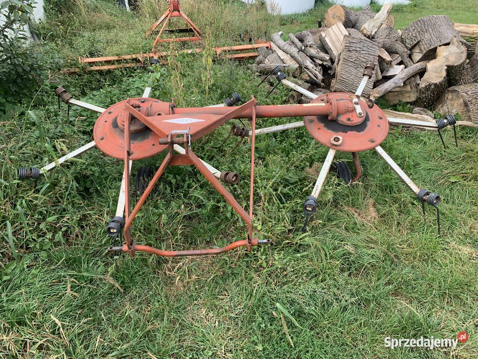 Przewracarka do siana Kuhn Włoszczowa