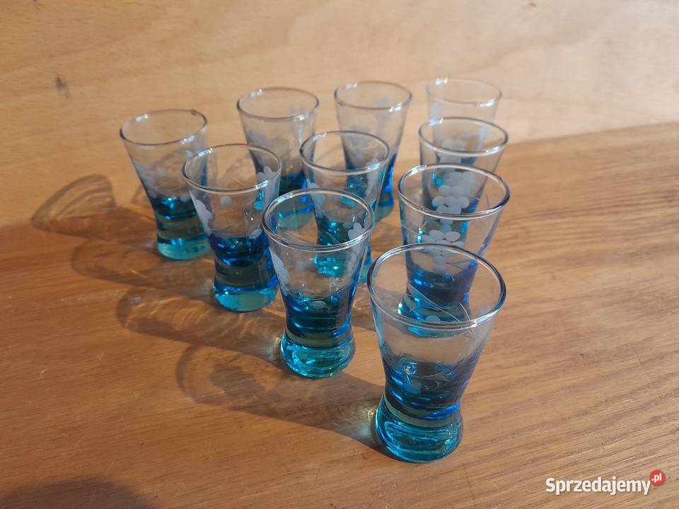 Stare kieliszki do wódki niebieskie szkło 10 śląskie sprzedam