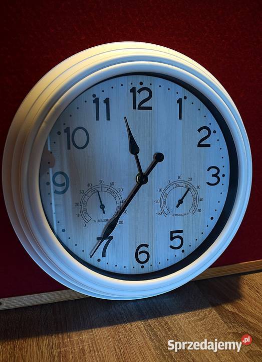 Zegar ścienny z termometrem i higrometrem w Zegary Chełmno