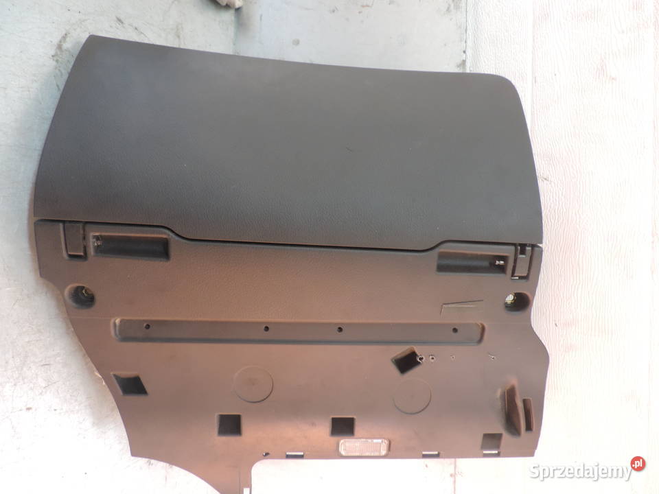 SCHOWEK PASAZERA AUDI A6 C5 UK