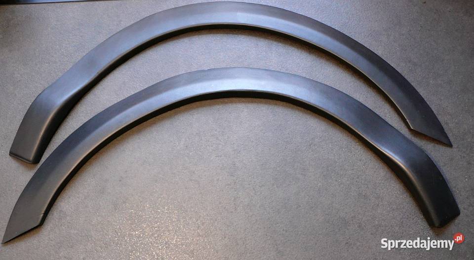 Ford Mondeo MK2 nakładki na nadkola przód czarne dolnośląskie Szklarska Poręba