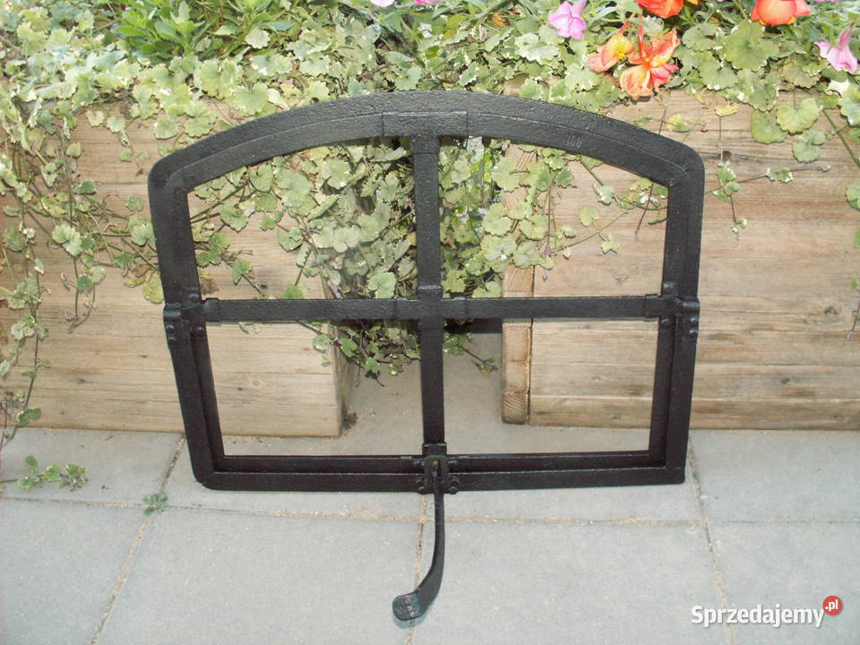 Stare masywne okno dekoracja ogrodzenie 54x45