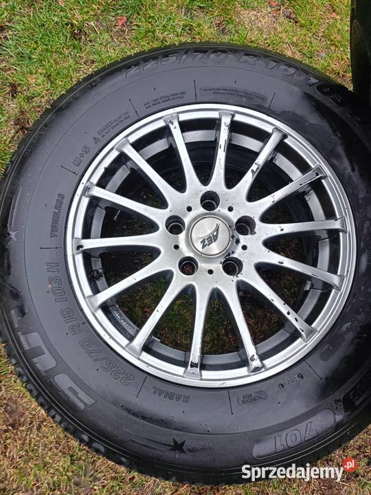 Opony wielosezonowe 22570 r16 4 sztuki