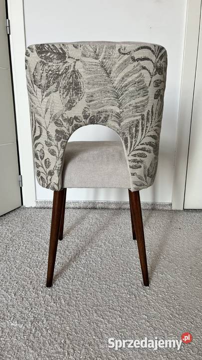 Krzesło Aster muszelka Łomianki Dolne