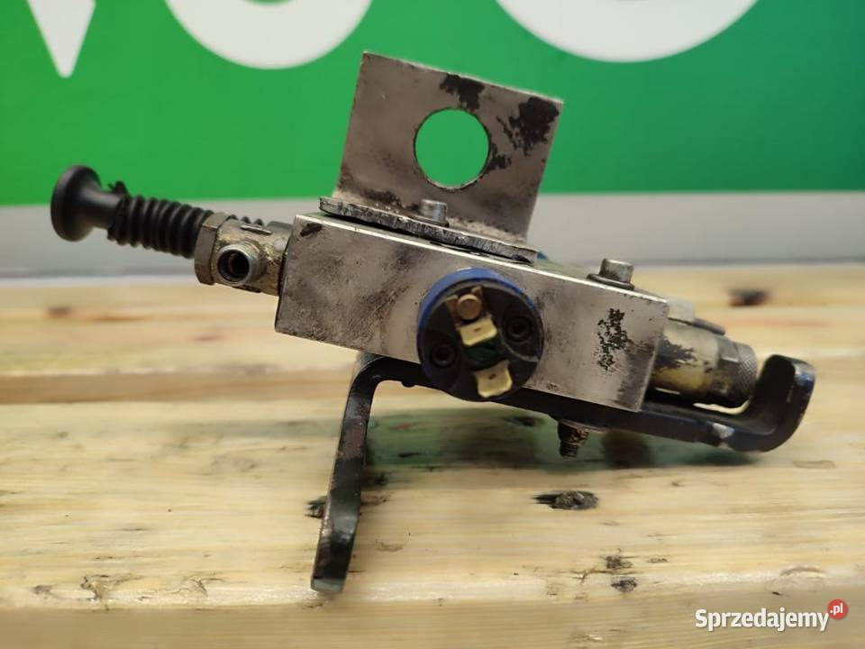Zawór hydrauliczny 039792 Merlo 4011 ROTO