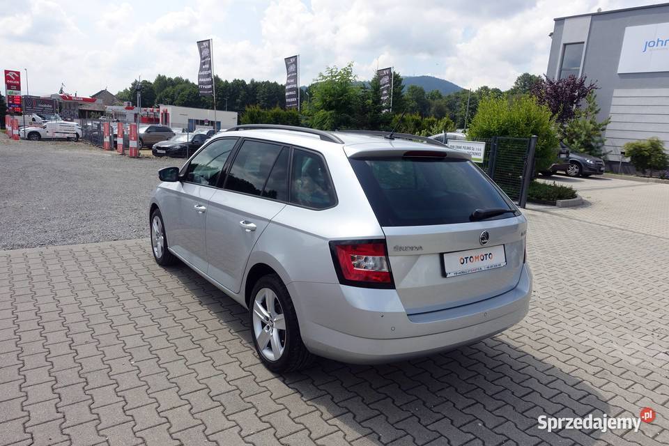 SKODA FABIA 12TSI 90 LED KSERWISOWA BEZWYPADKOWA centralny zamek Buczkowice sprzedam