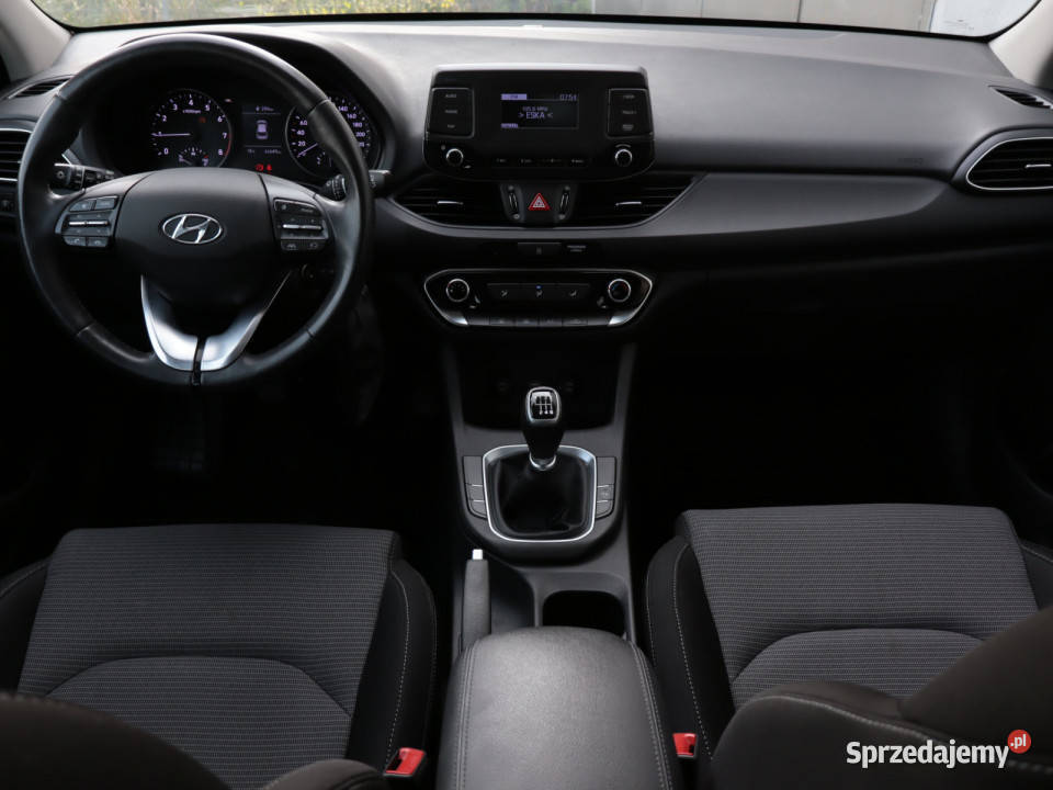 Hyundai i30 15 DPI 1498cm3 Bielany Wrocławskie