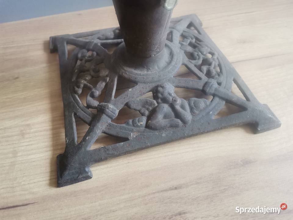 Stary przedwojenny metalowy żeliwny stojak Siemianowice Śląskie