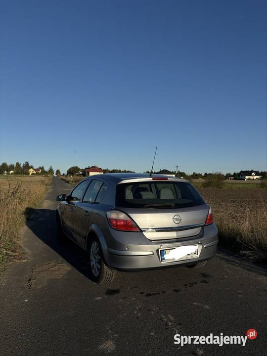 Opel Astra H 16 Benzyna tempomat Kock sprzedam