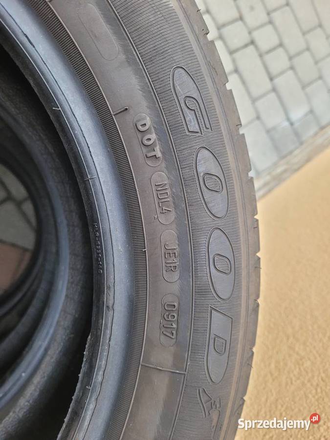 Opony letnie GoodYear EfficientGrip 19560 r16 sprzedam