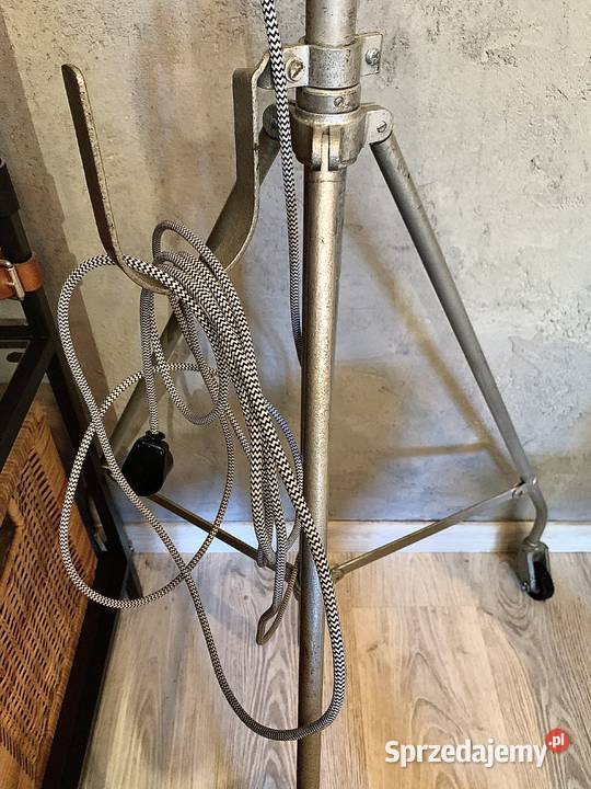 Lampa filmowa teatralna PRL loft vintage 1962 wielkopolskie Poznań