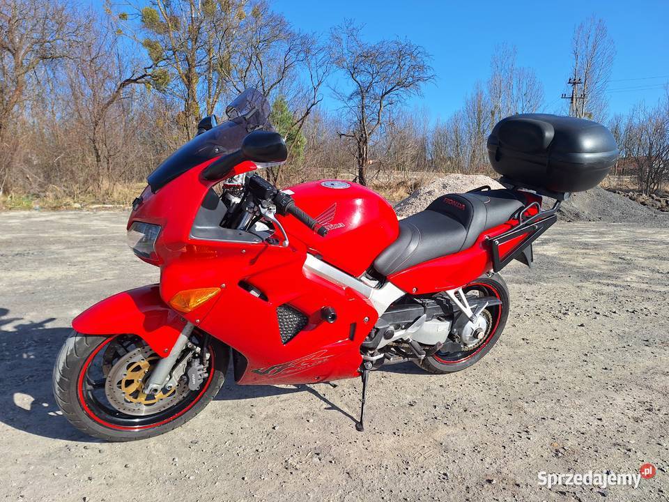 Honda VFR 800 Fi 1999r turystyczny Macoszyn Duży sprzedam