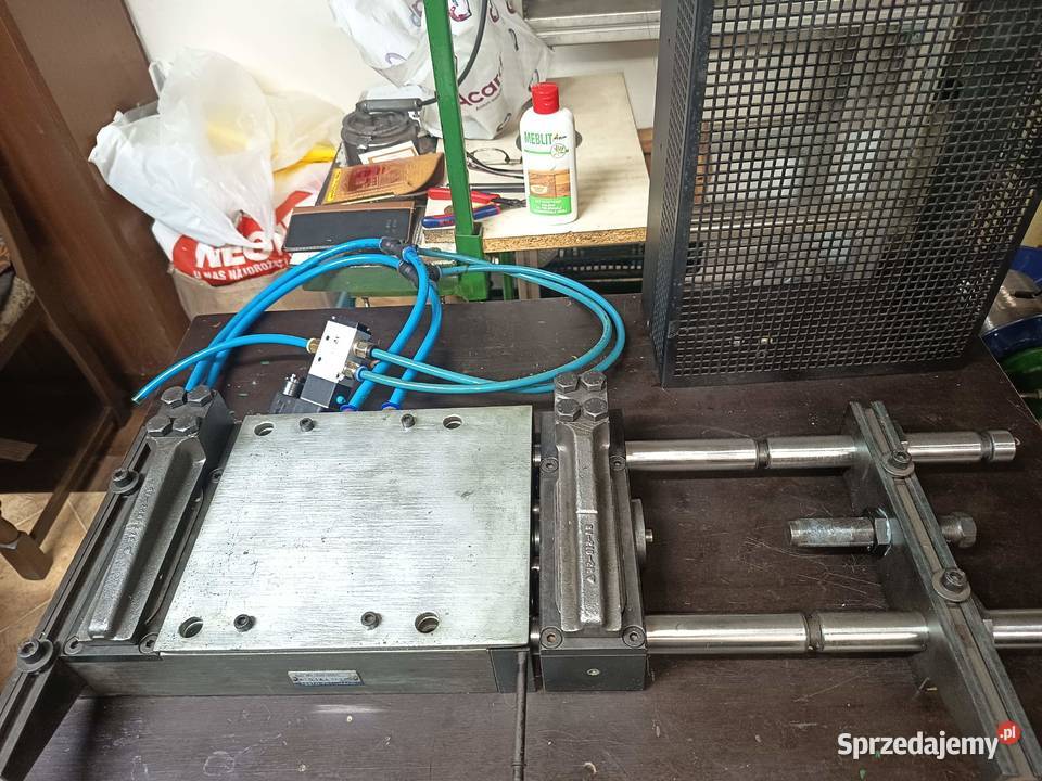 Festo podajnik taśmy blachy Typ BV200250C Produkcja kujawsko-pomorskie Bydgoszcz