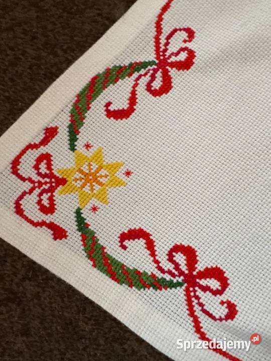 obrus ręcznie haftowany krasnoludki rękodzieło biały śląskie Zabrze sprzedam