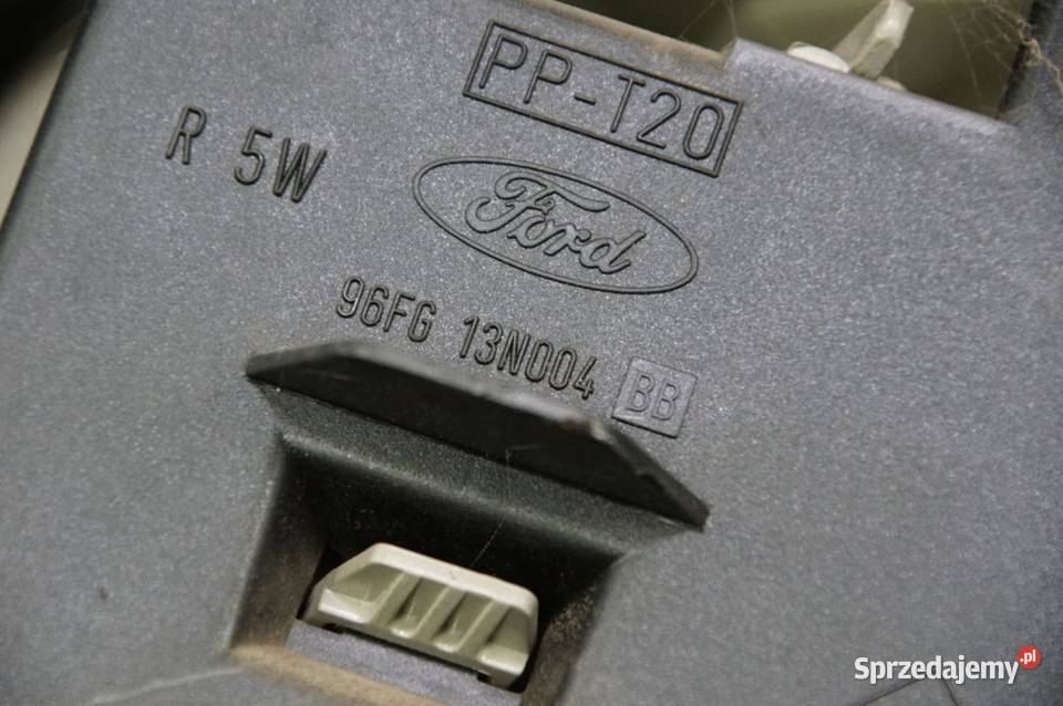 LAMPA LEWA TYŁ FORD FIESTA 96FG13N004BB osobowe Lipno