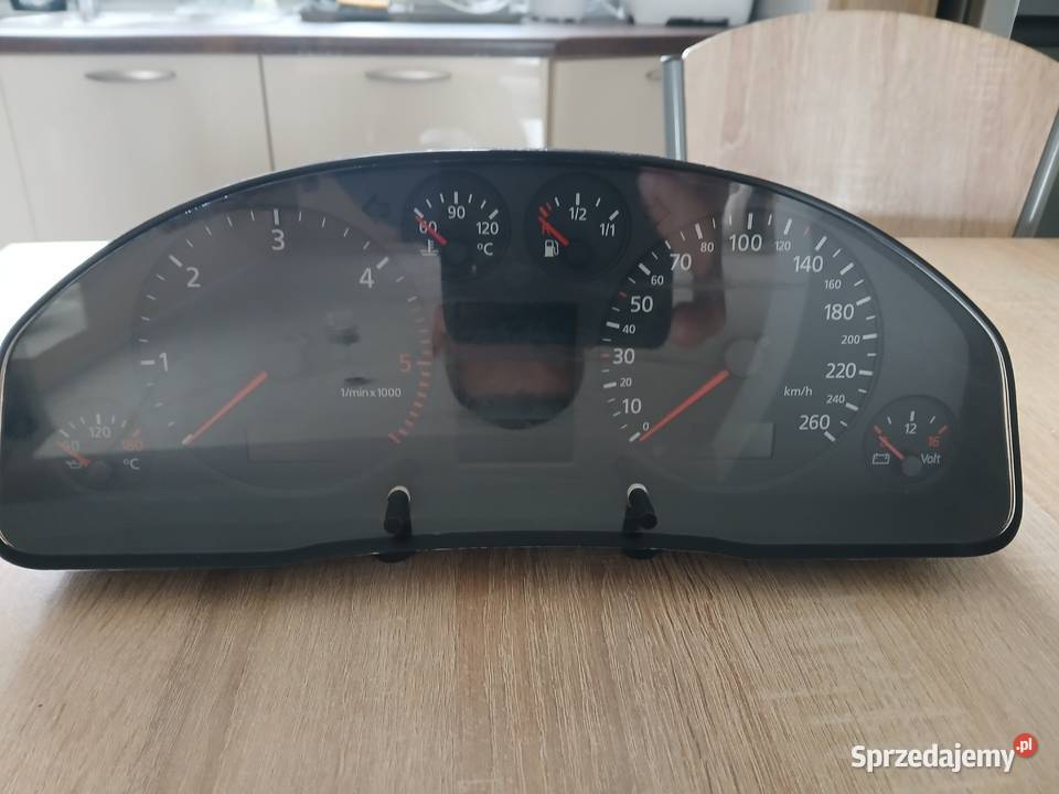 Licznik audi a4 b5 osobowe Sochaczew sprzedam