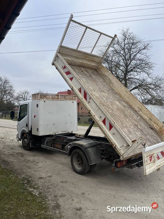 Renault maxity cabstar wywrotka Iveco 300000km świętokrzyskie