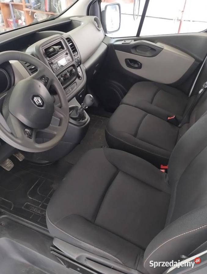 Renault Trafic III 2017r niski przebieg Stare Miasto