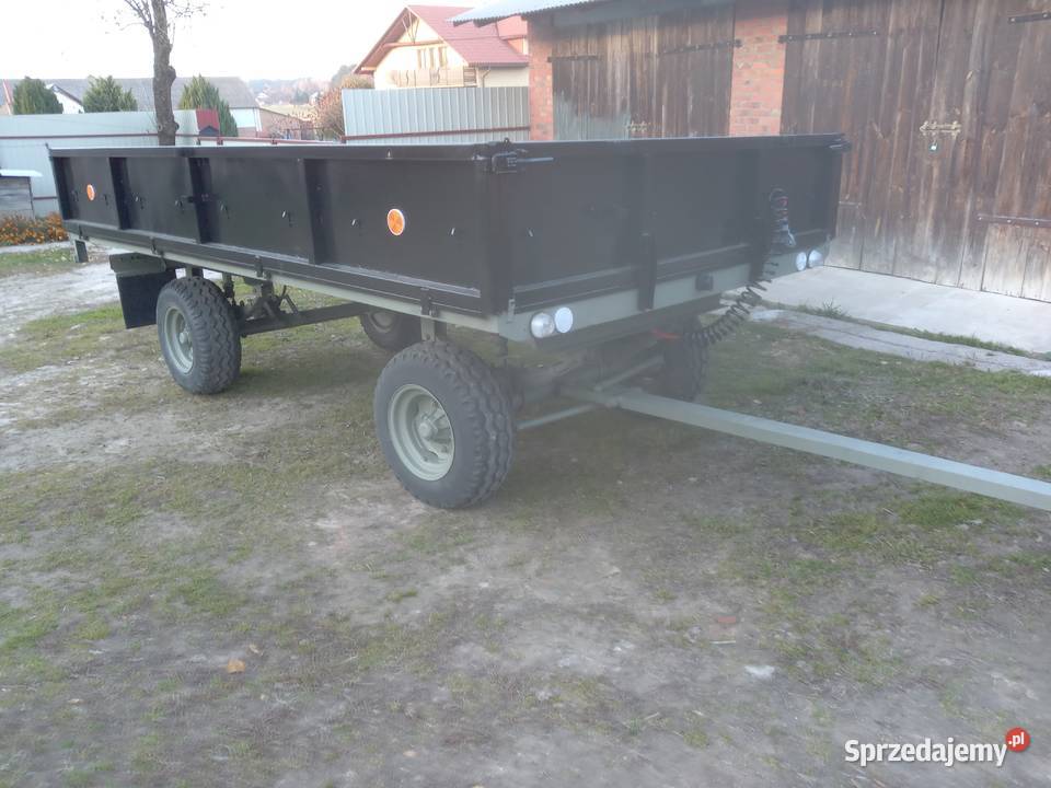 Przyczepa z Rozrzutnika nieuszkodzony Zaklików