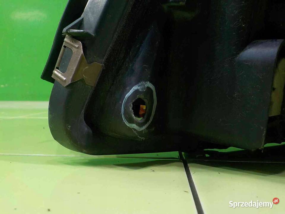 VOLVO XC90 I LIFT 08r XENON lampa prawa przod osobowe Suków