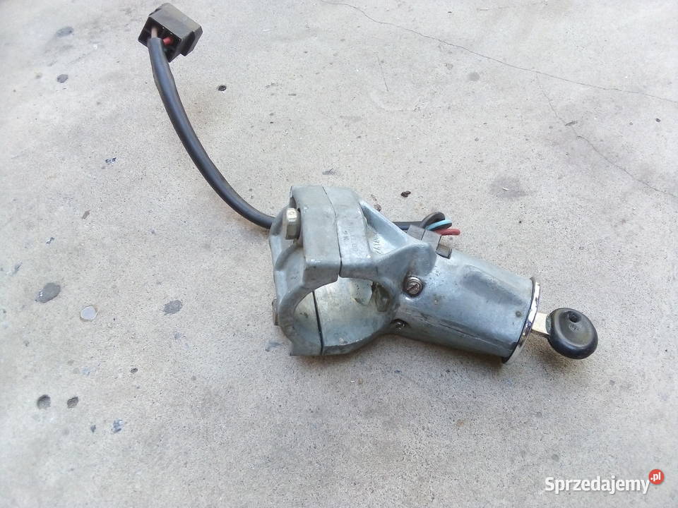 Stacyjka 4 piny fiat 126p125p Wyposażenie wnętrza Części samochodowe Leszno