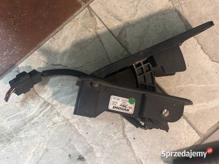 Pedał potencjometr gazu DOOSAN A40107702 Antonie sprzedam
