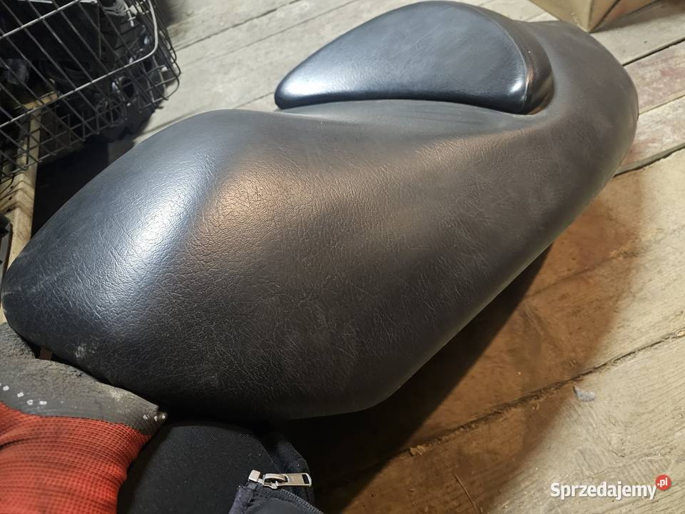 Suzuki Burgman 125 K7 siedzenie kanapa fotel dolnośląskie Jelenia Góra sprzedam