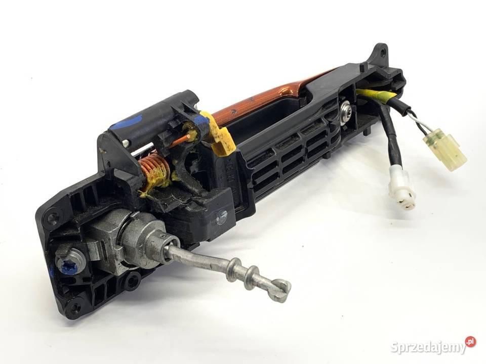 KLAMKA ZEWNĘTRZNA LEWY PRZÓD SUZUKI SCROSS