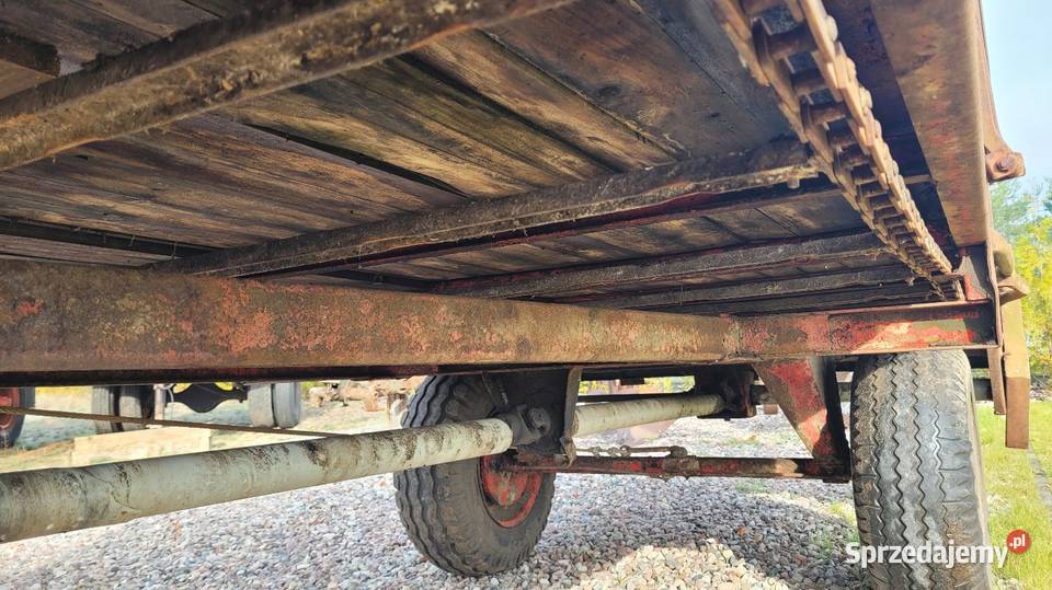 Rozrzutnik obornka nieuszkodzony Huta Szklana