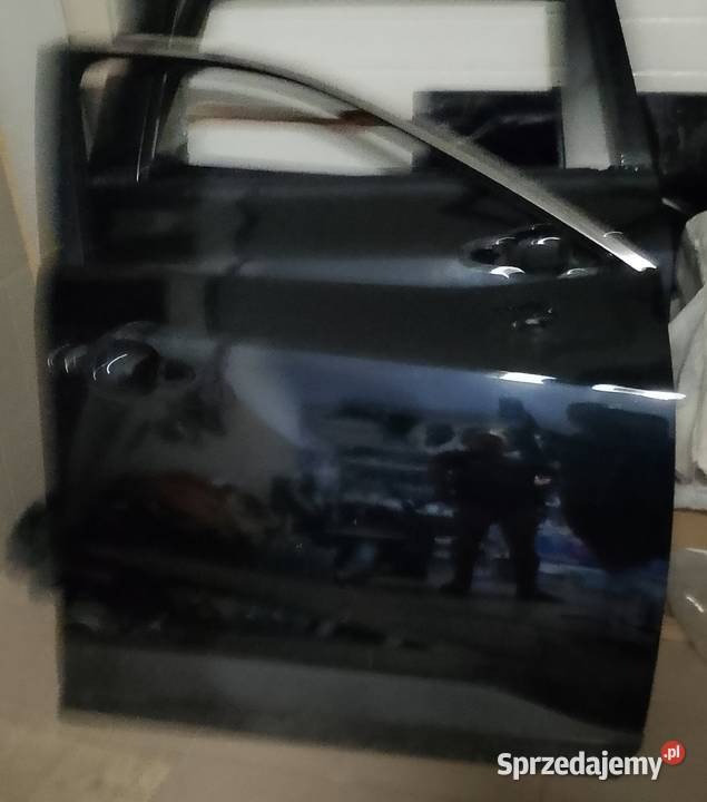 Drzwi toyota RAV4 rav 4 5 prawy przód prawe osobowe Rzeszów sprzedam
