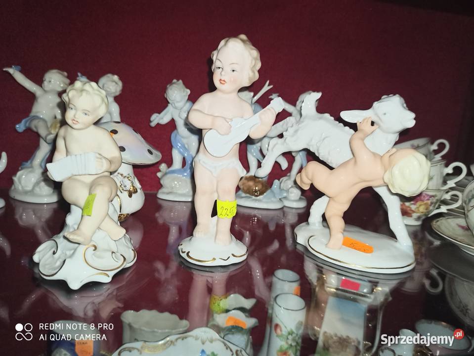 Figurka Puto z harmoszką Sygnatura Schaubach Gdańsk