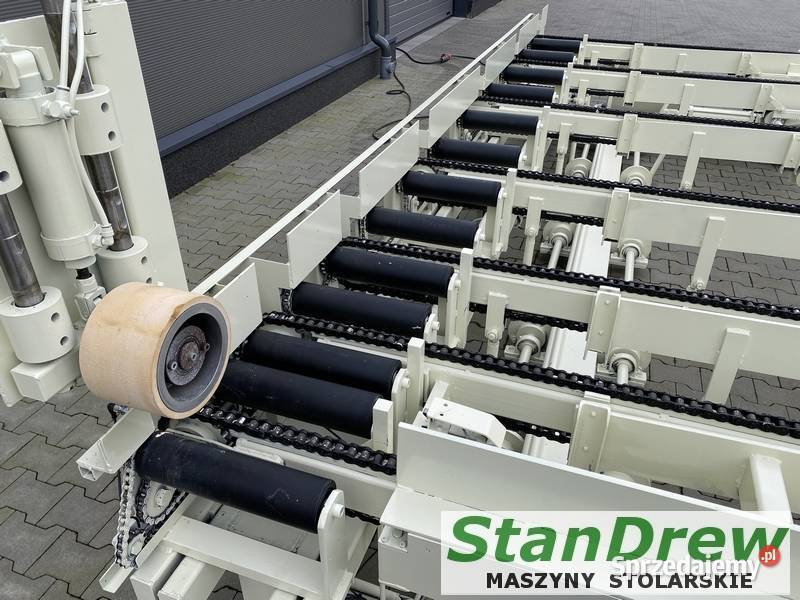 Podajnik do strugarki czterostronnej z napędem Mojusz