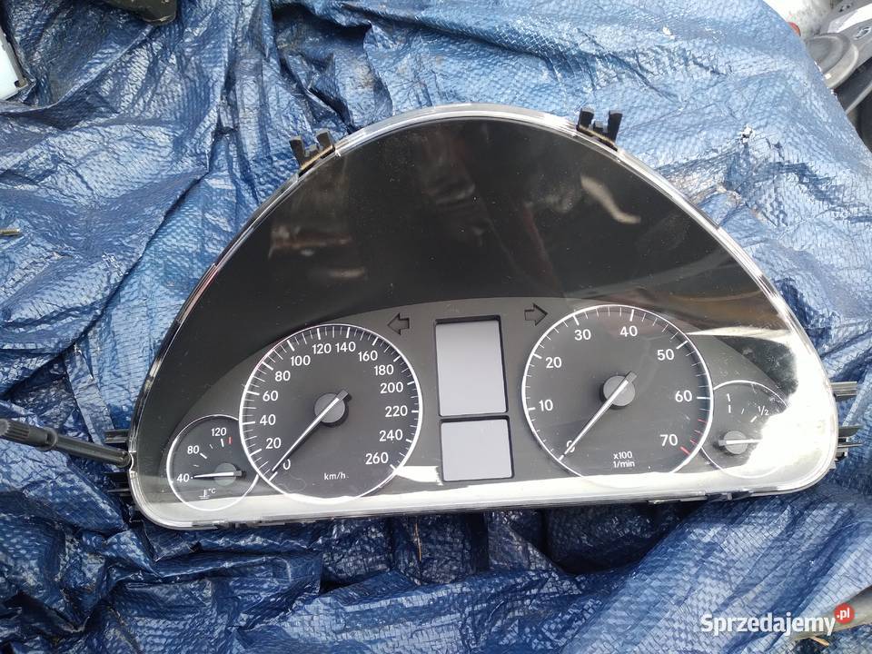 Mercedes w203 lift 18 licznik 2035408747