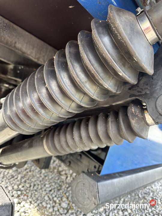 Iveco Daily ciągnik siodłowy naczepa Veldhuizen nieuszkodzony Białystok