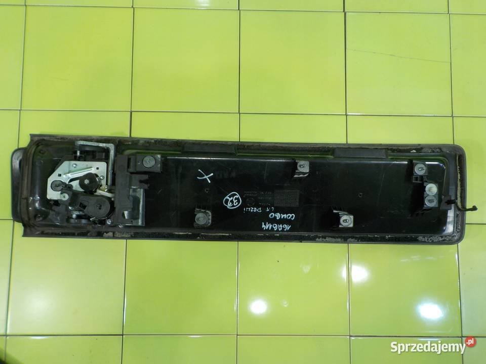 OPEL COMBO D 13 CDTI 16r L1H1 blenda klamka Drzwi Suków