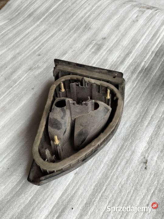 LAMPA TYŁ TYLNA LEWA Renault Megane I classic Oświetlenie Kamień-Kolonia sprzedam