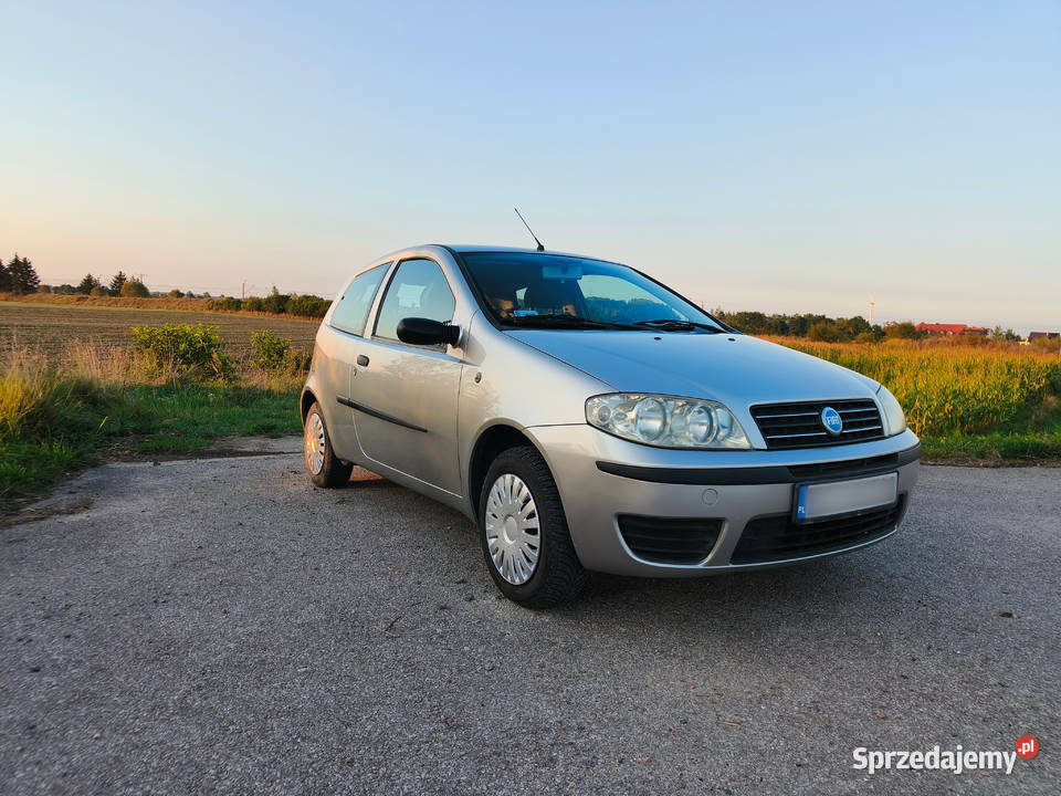 Fiat Punto II FL 12 109 2004 r 2 właściciel nieuszkodzony Ciechanów sprzedam