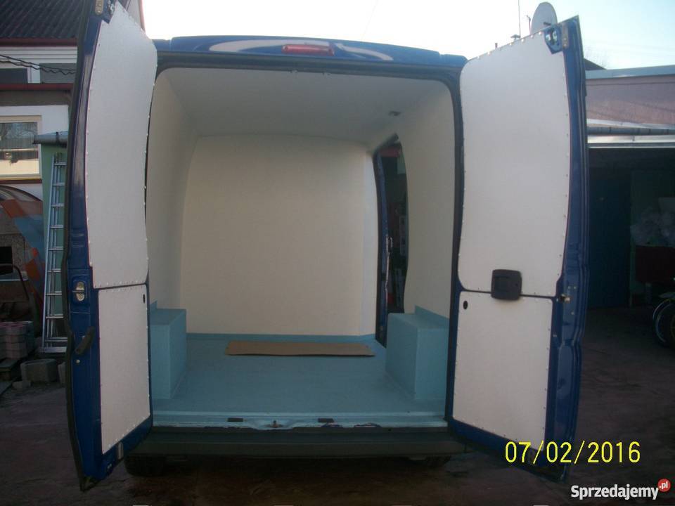 SPRZEDAM SAMOCHÓD DOSTAWCZY Maciejowice