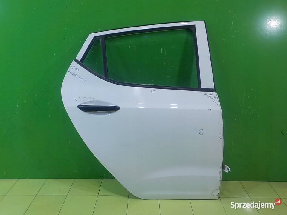 HYUNDAI i10 II 10B 16r HB 5D drzwi prawe tyl