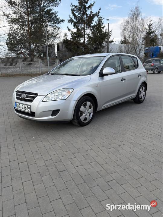Kia Ceed 14 benzyna prosto z Niemiec niski Rok produkcji 2008 Cee'd mazowieckie Warszawa