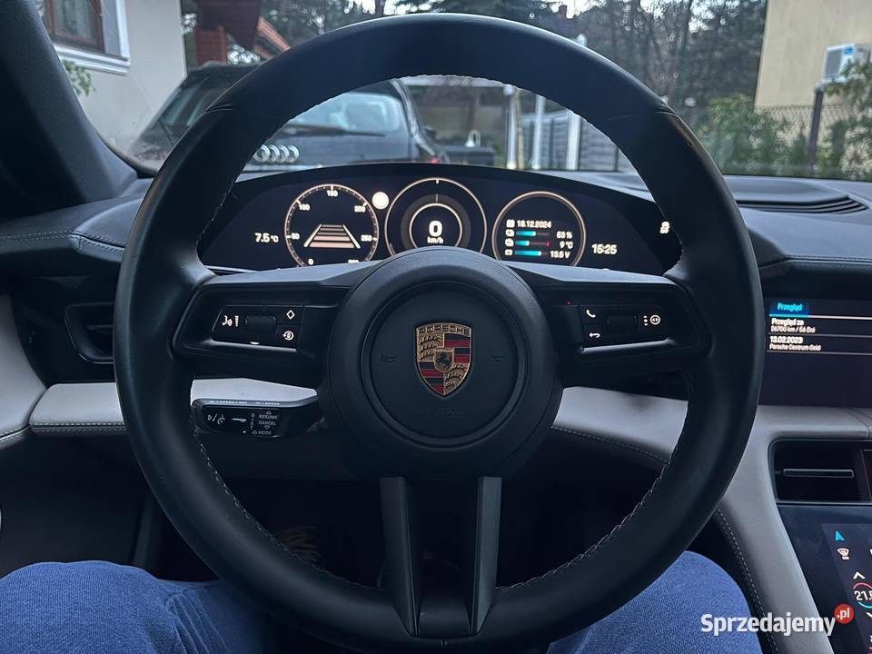 Porsche Taycan 4 Cross Turismo Performance Plus 0cm3 Porsche