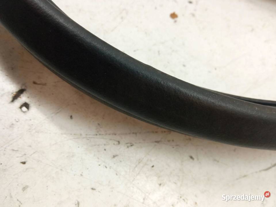 USZCZELKA DRZWI PRAWY PRZÓD PASAŻERA KAROSERYJNA